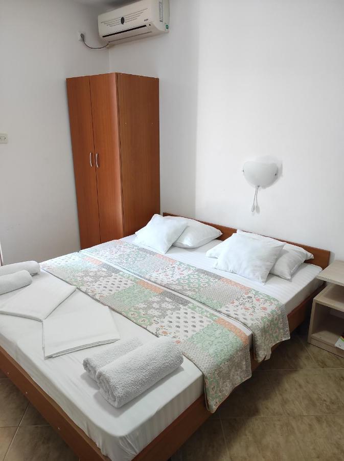 Apartments Skala Sutomore Bagian luar foto