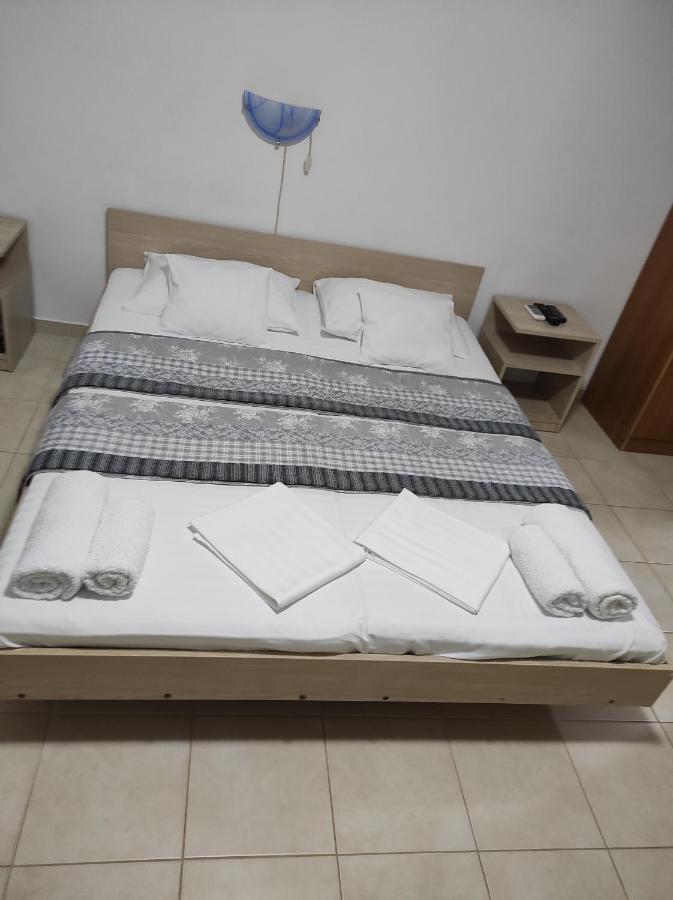Apartments Skala Sutomore Bagian luar foto