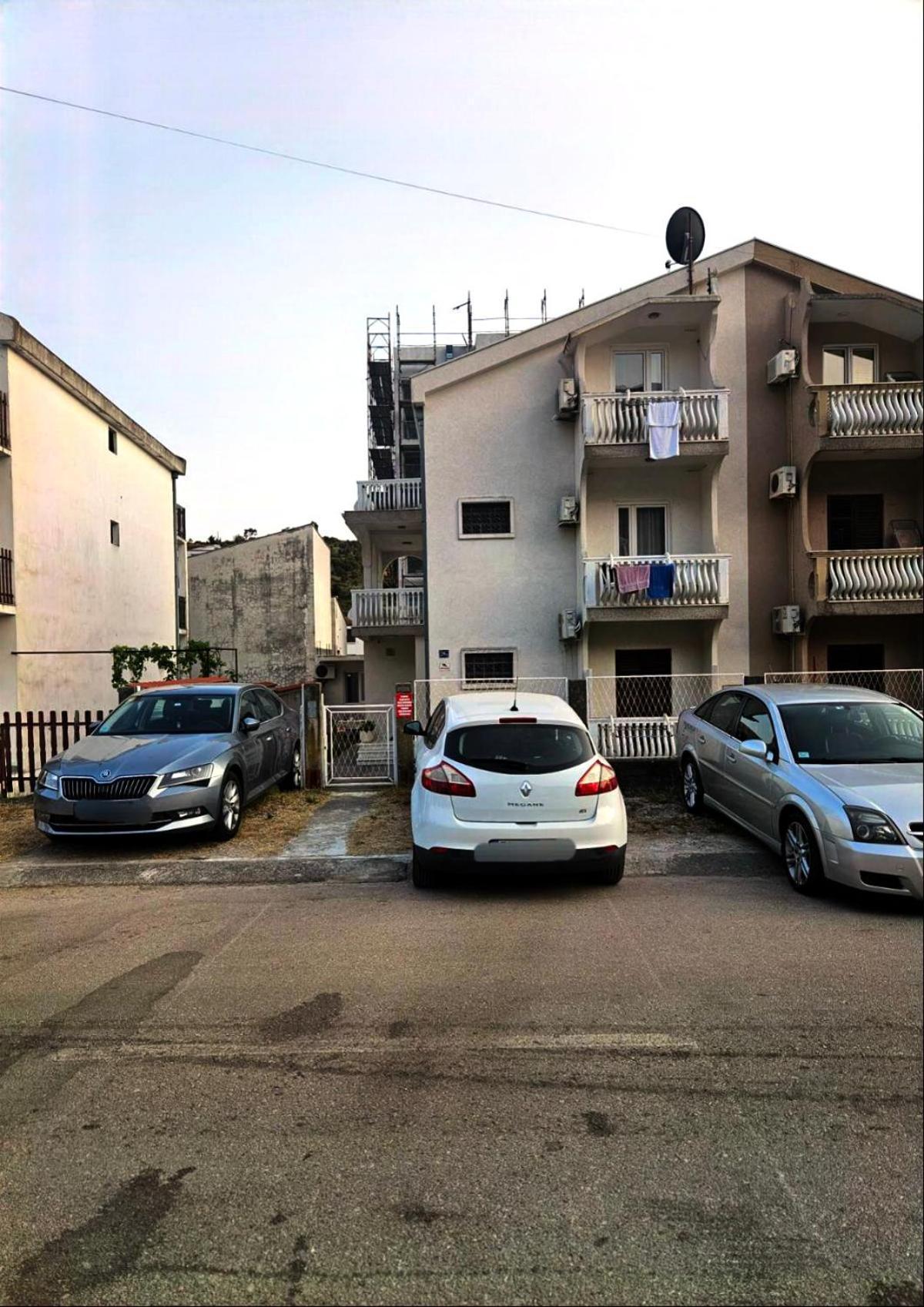 Apartments Skala Sutomore Bagian luar foto