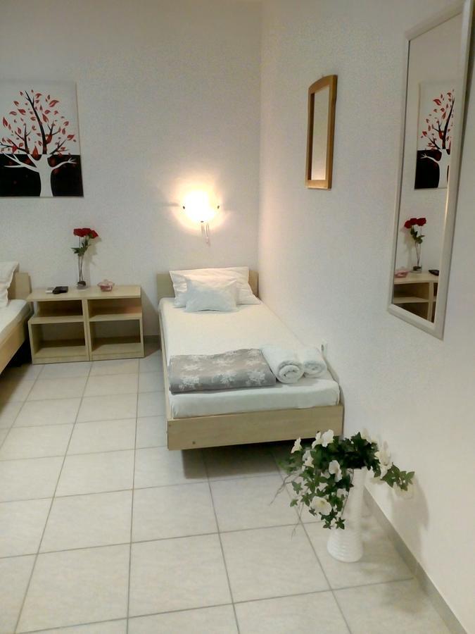 Apartments Skala Sutomore Bagian luar foto